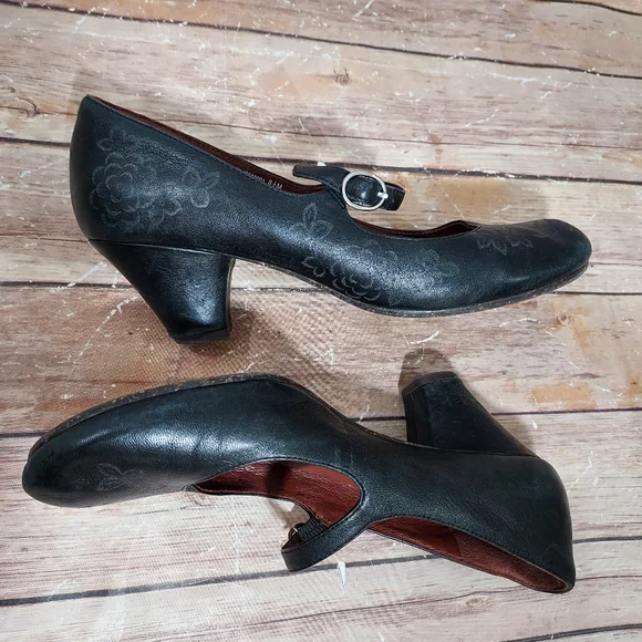 Naya black floral Chalice Mary Jane heels 8.5 - Picture 5 of 12